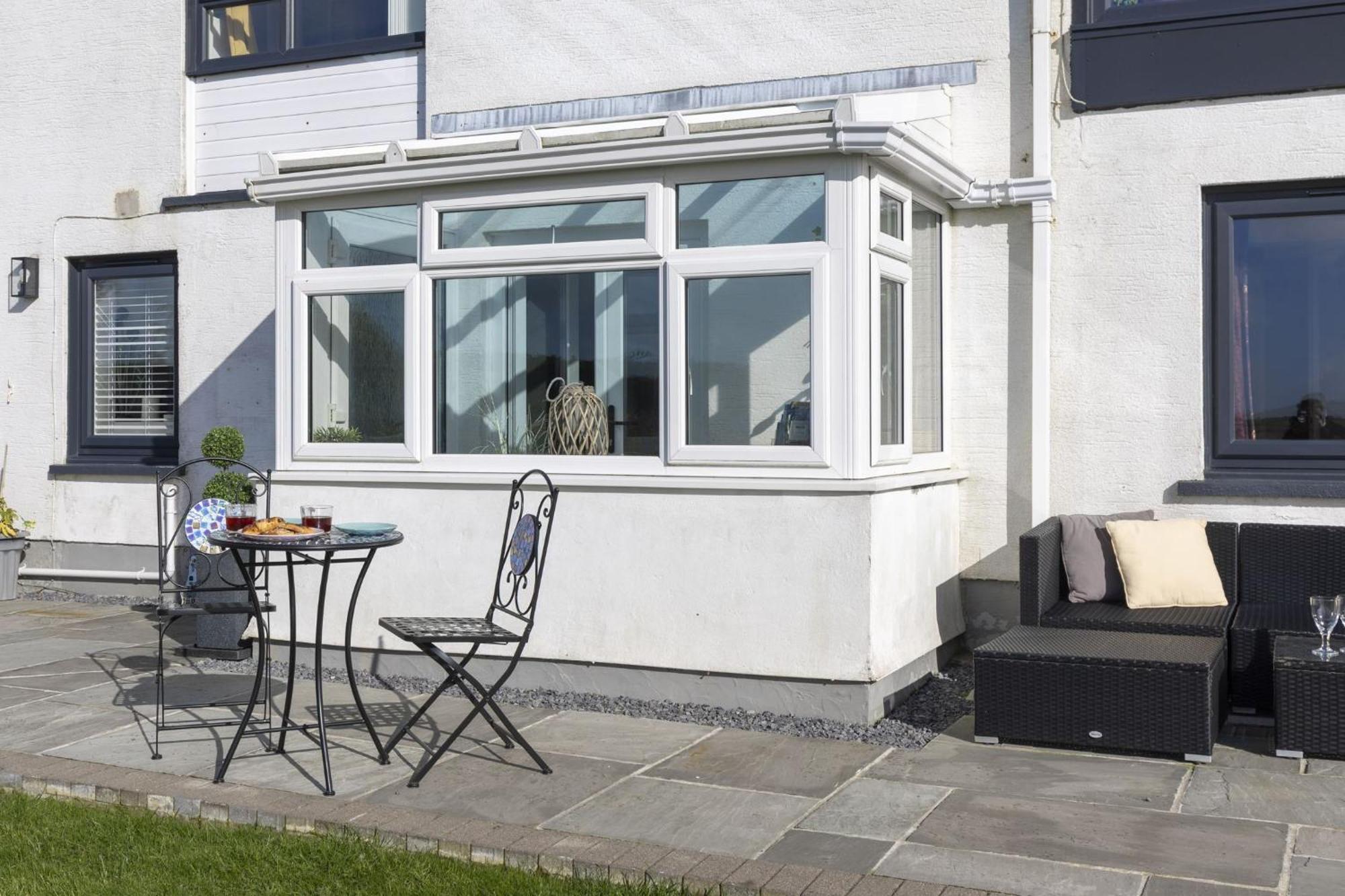 The Hidden Valley - A Stylish Rural Retreat, Perfect For Families St Clears Extérieur photo