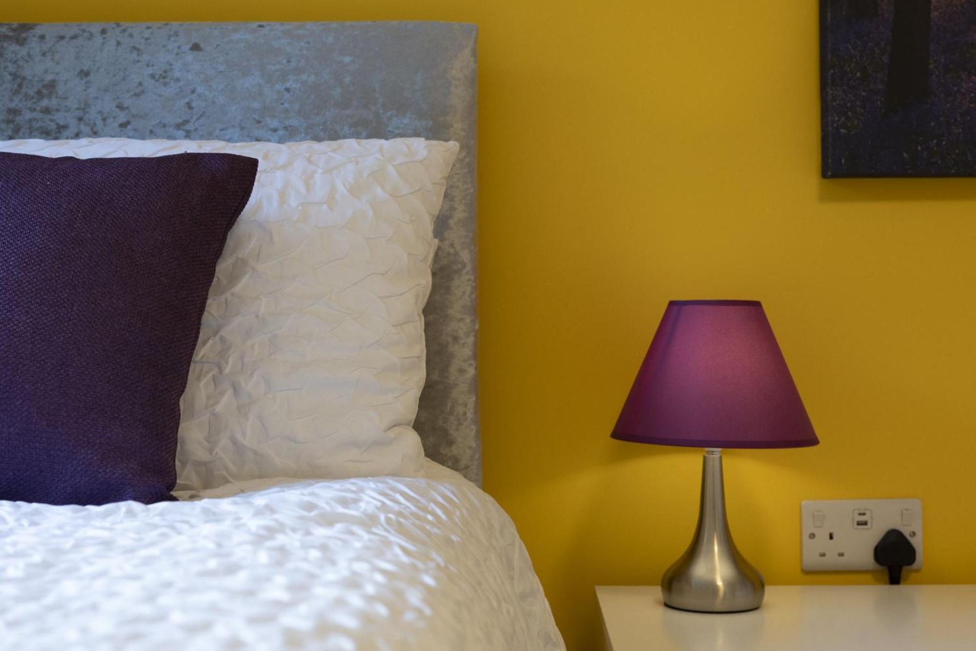 The Hidden Valley - A Stylish Rural Retreat, Perfect For Families St Clears Extérieur photo